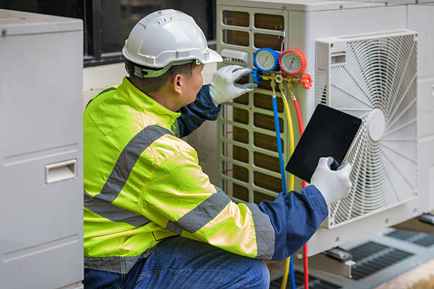 Professional Hvac Installation technician working in Deer Park, NY